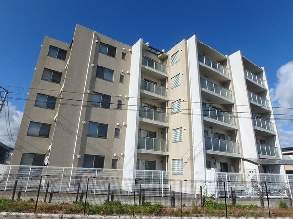 S-FORT泉中央の物件外観写真